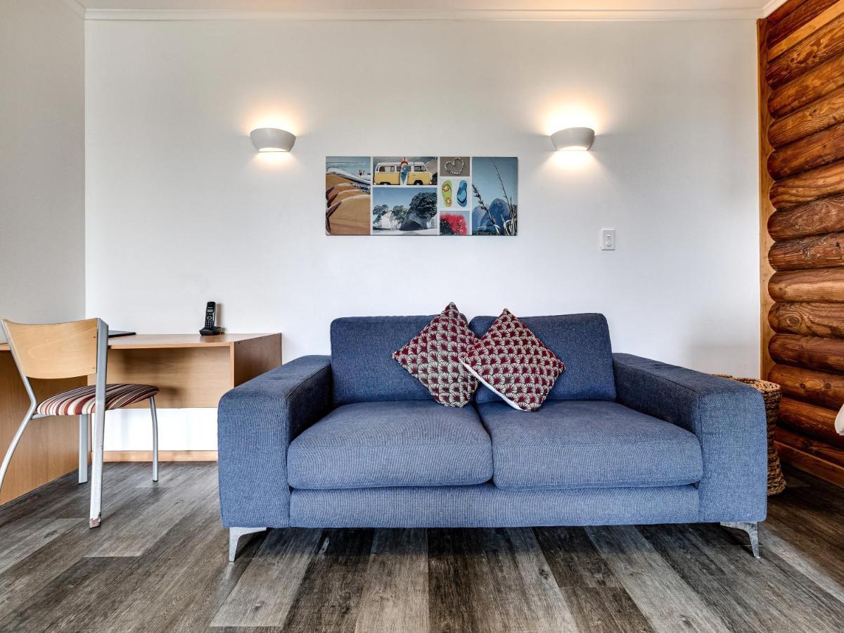 Shining Star Beachfront 4*