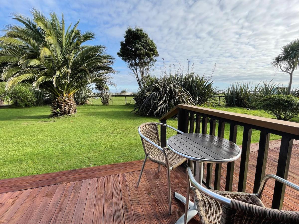 Shining Star Beachfront 4*