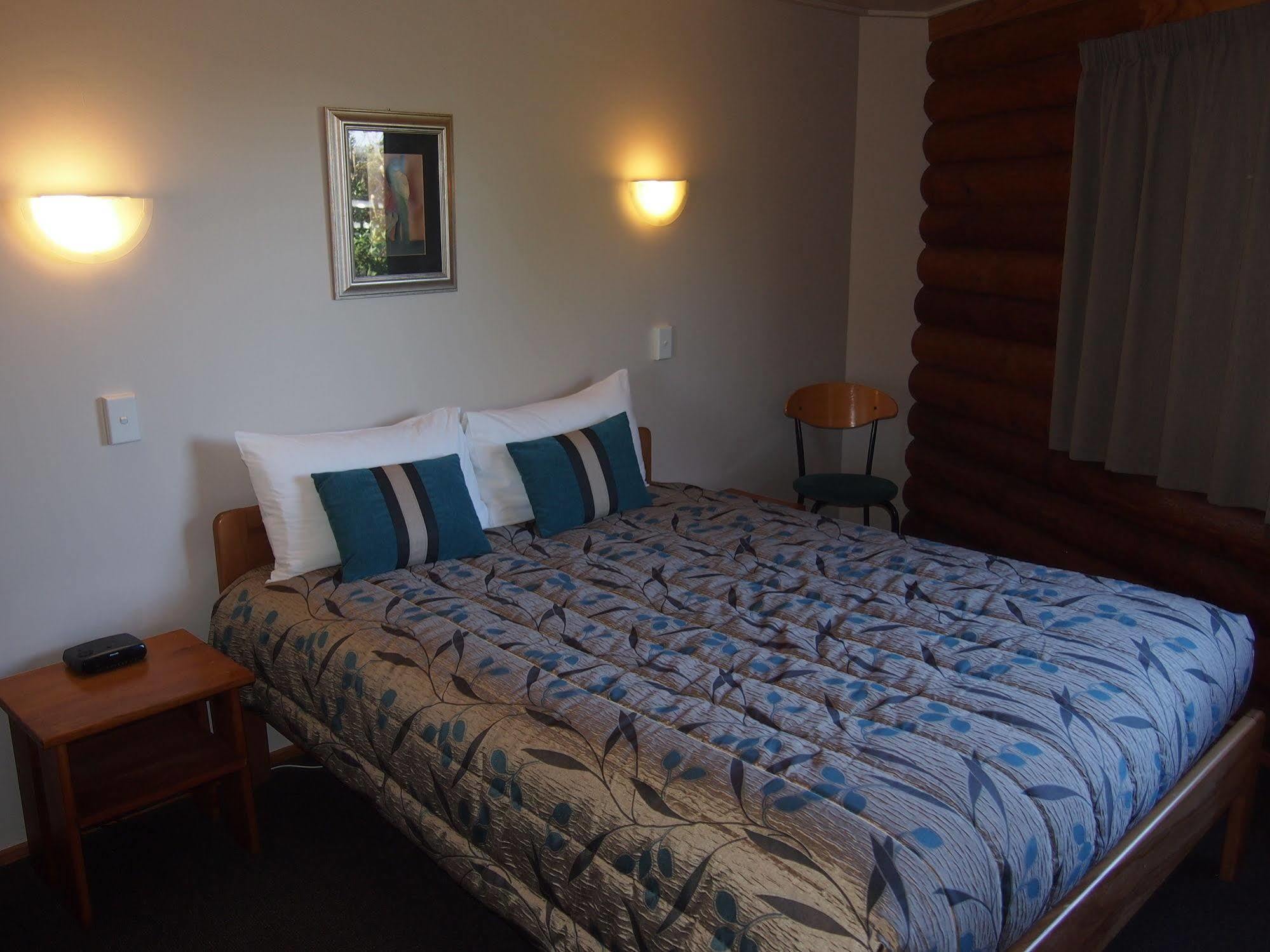 Shining Star Beachfront Holiday park 4*