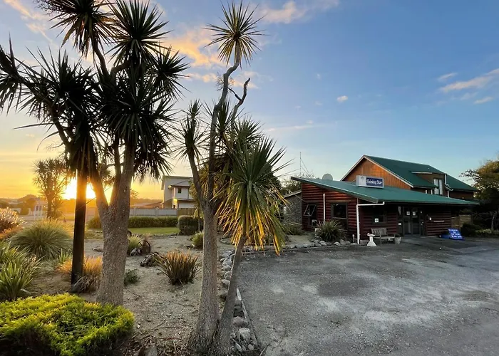 Shining Star Beachfront Accommodation