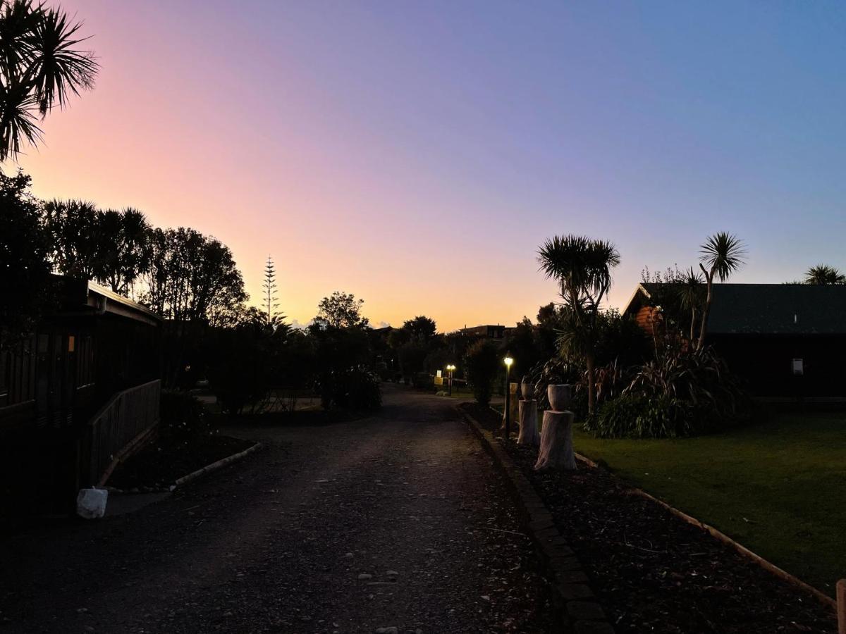 Shining Star Beachfront Holiday park 4*
